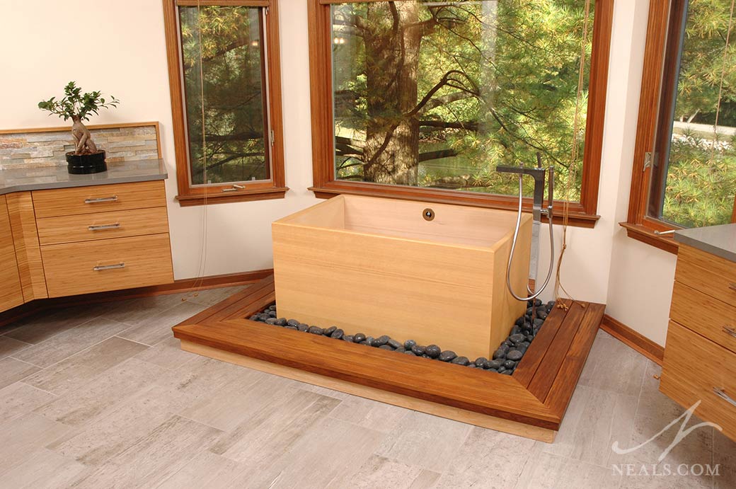 A Japanese modern bath in Sycamore Township, Ohio.
